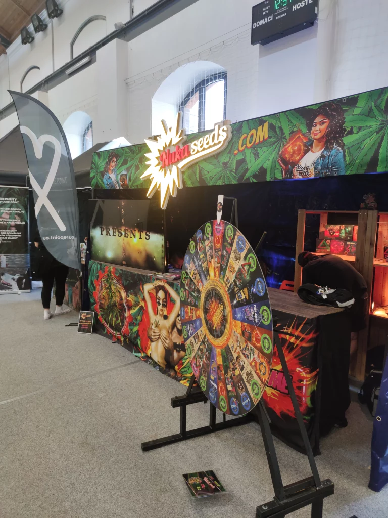 Unser Stand ist bereit für ein bisschen Action